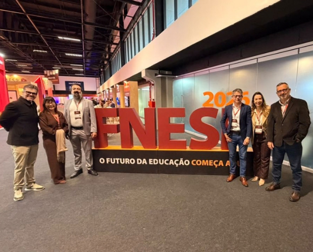 Lideran�as da Univ�s participam de maior F�rum de Ensino Superior da Am�rica Latina